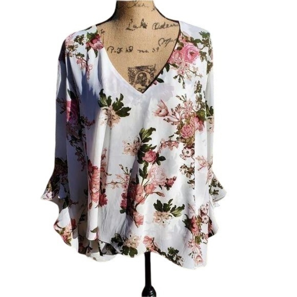 Tahari Womans White Pink Floral V-Neck Bell Sleeve Ruffle Feminine Blouse 2X NWT